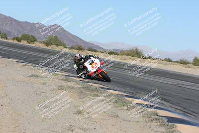 media/Dec-01-2025-Moto Forza (Mon) [[2daa91e15f]]/1-Advanced Group/Session 4 (Turn 10 Inside)/